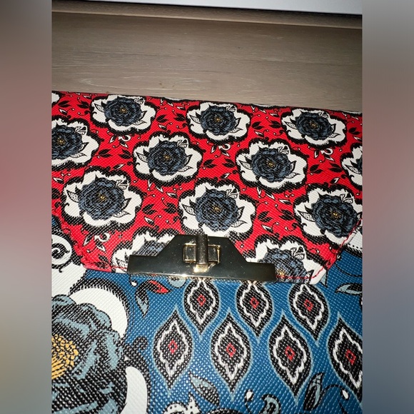 Aldo Patterned Chained wallet Clutch Crossbody Shoulder Handbag- PREOWNED - Picture 3 of 14